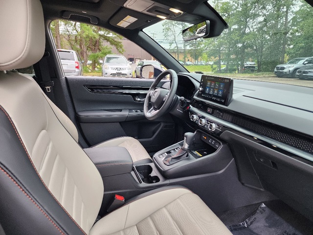 2024 Honda CR-V Hybrid Sport Touring photo 10