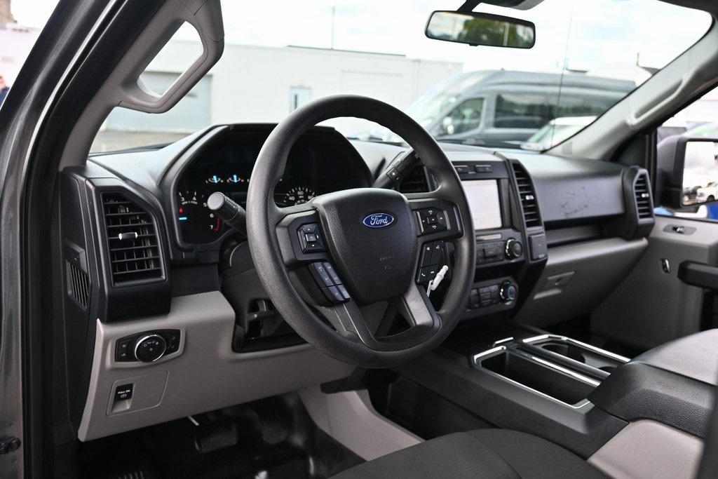 2019 Ford F-150 XL photo 16