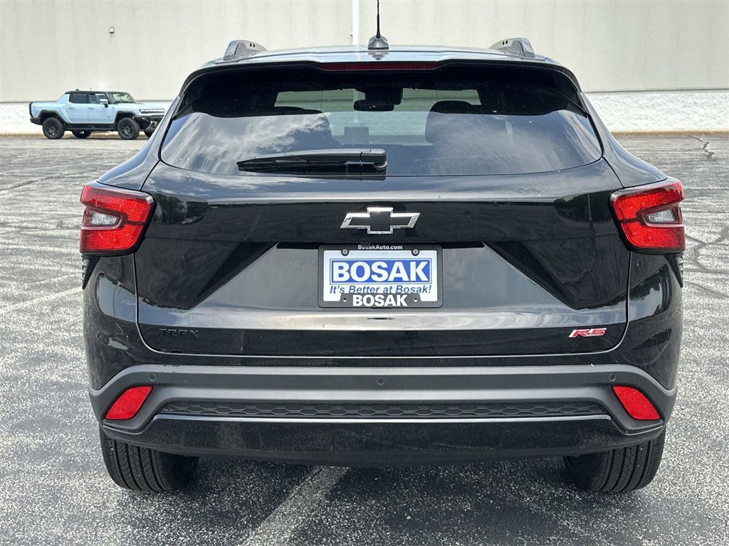 2025 Chevrolet Trax photo 28