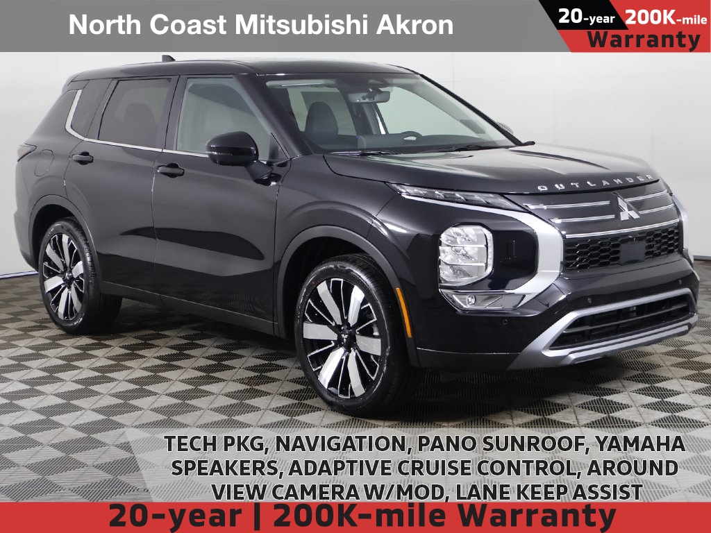 2025 Mitsubishi Outlander SE's photo