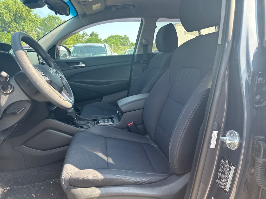2020 Hyundai Tucson Value photo 25