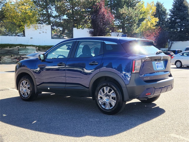 2025 Nissan Kicks S photo 3