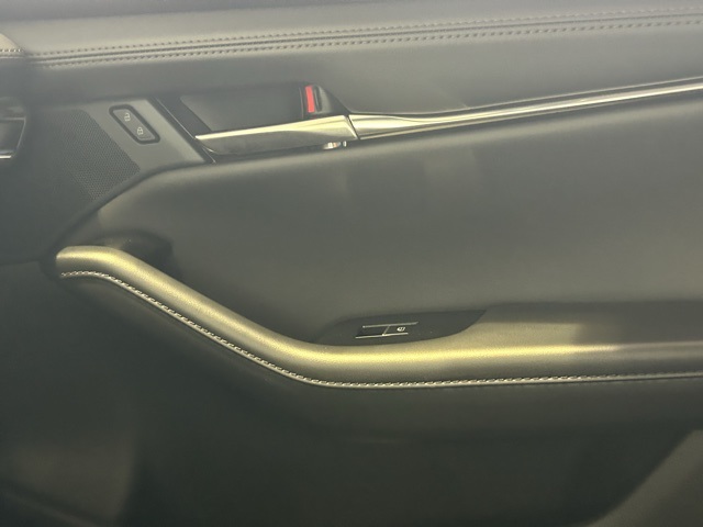 2025 Mazda Mazda3 2.5 s Preferred photo 20