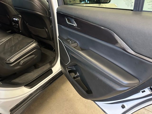 2022 Jeep Grand Cherokee Altitude photo 24