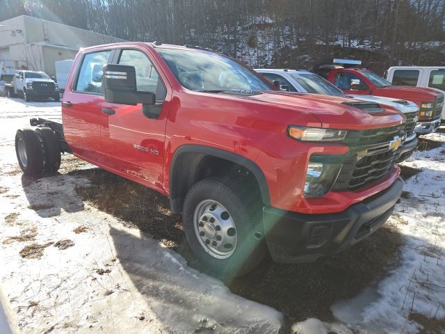 2025 Chevrolet Silverado 3500HD Work Truck's photo