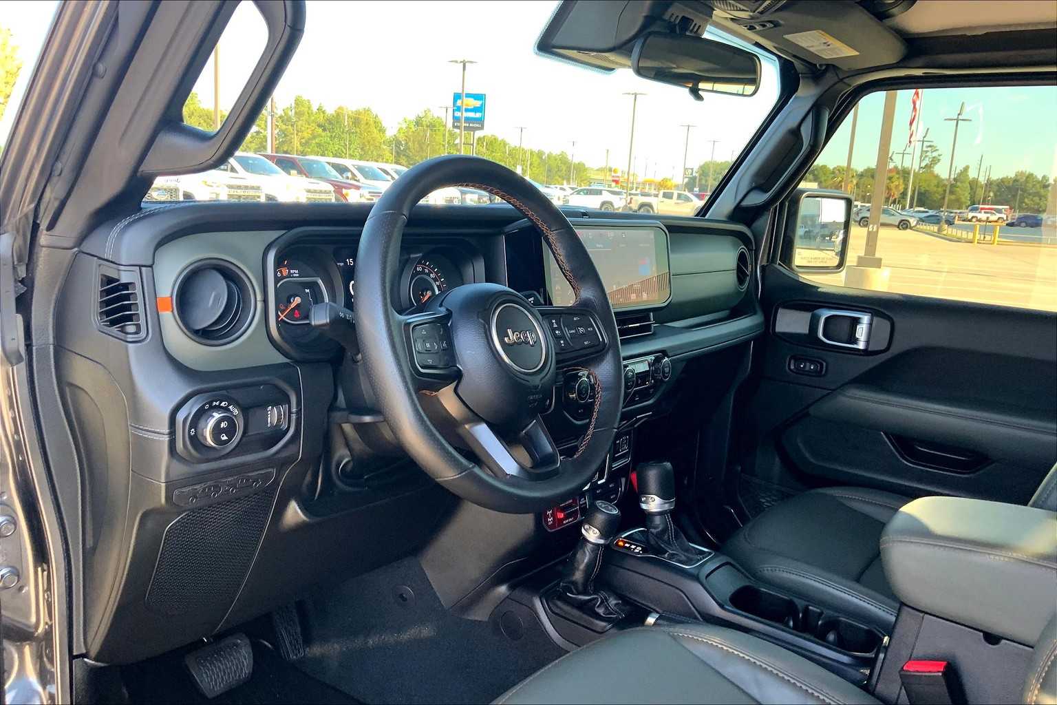 2024 Jeep Gladiator Mojave photo 16