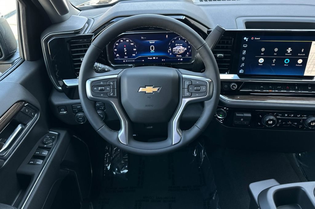 2025 Chevrolet Silverado 1500 LT photo 16
