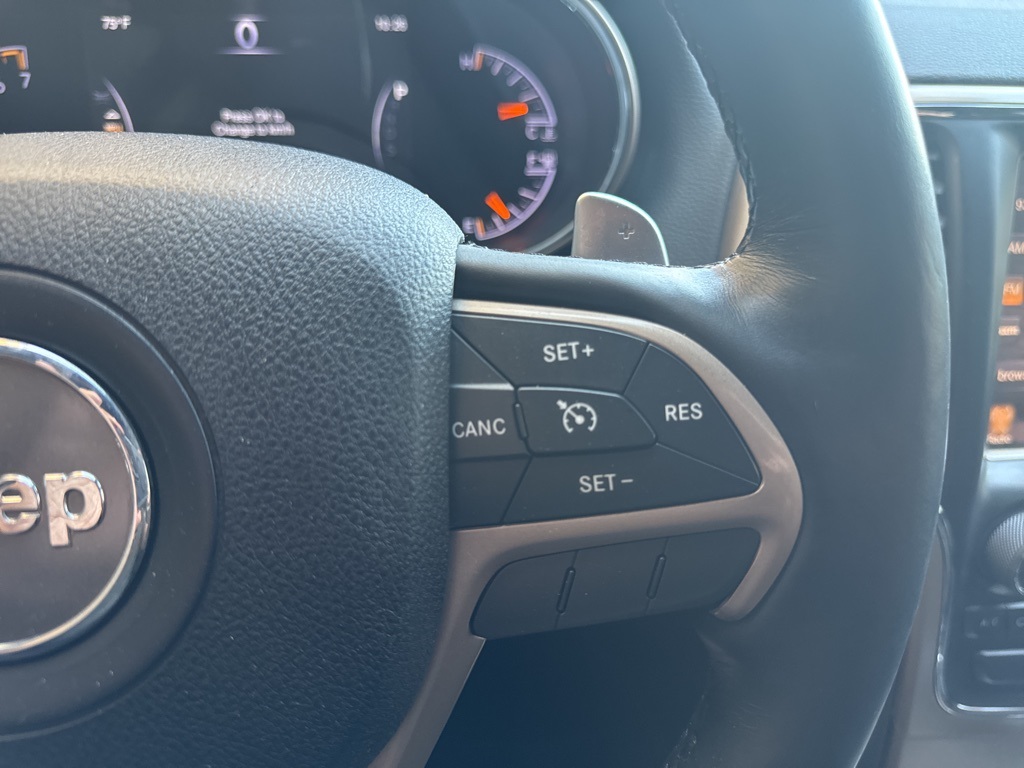 2015 Jeep Grand Cherokee Limited photo 11
