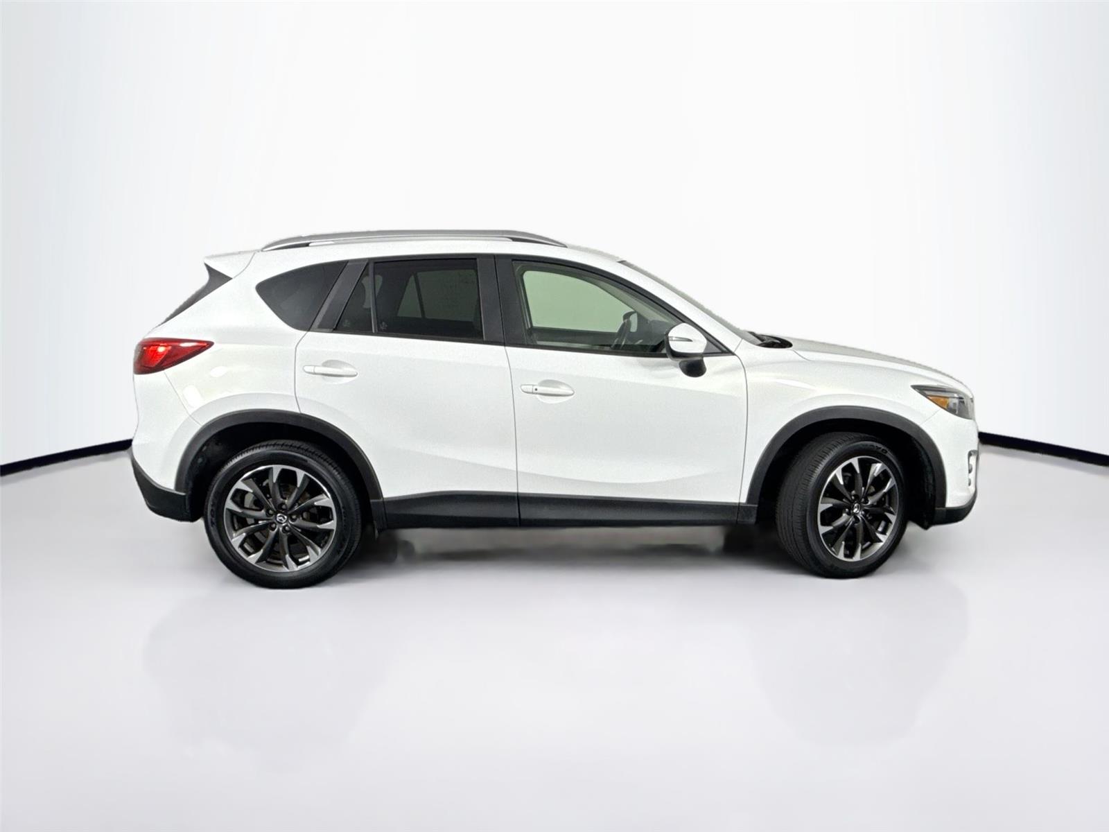 2016 Mazda CX-5 Grand Touring photo 5