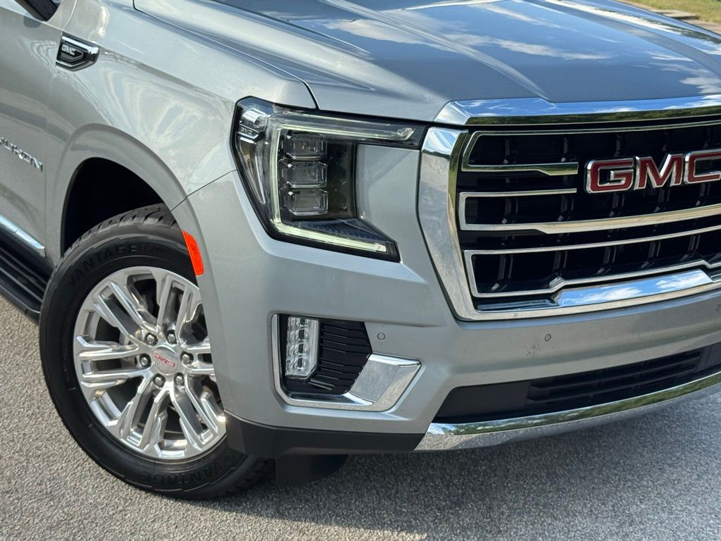 2024 Gmc Yukon SLT photo 3