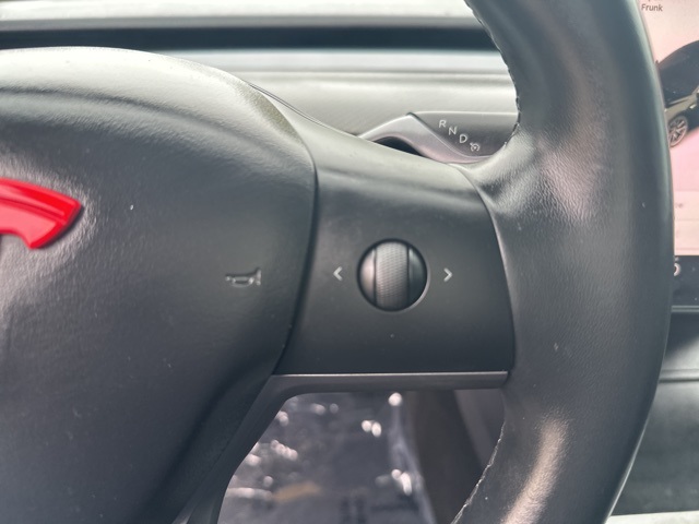 2018 Tesla Model 3 Long Range photo 12