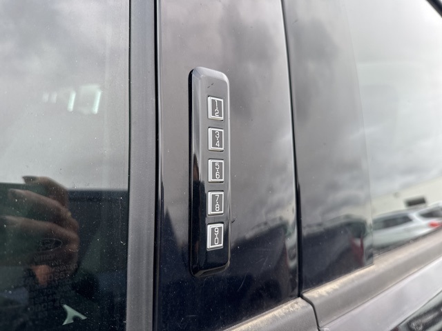 2023 Ford F-150 XLT photo 4