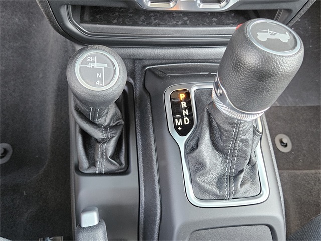2025 Jeep Wrangler Sport photo 19