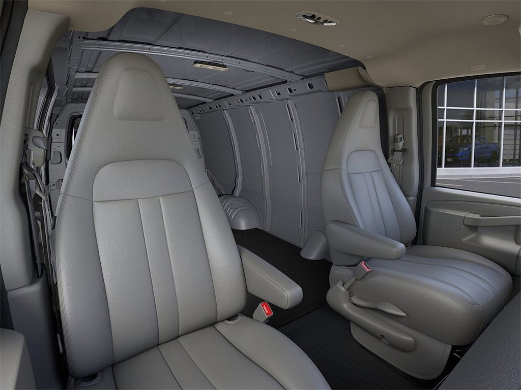 2025 Chevrolet Express Cargo 2500 photo 14