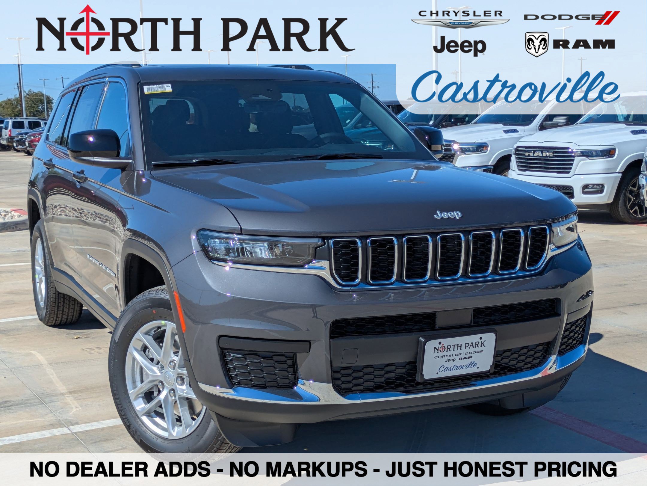 2025 Jeep Grand Cherokee L Laredo's photo