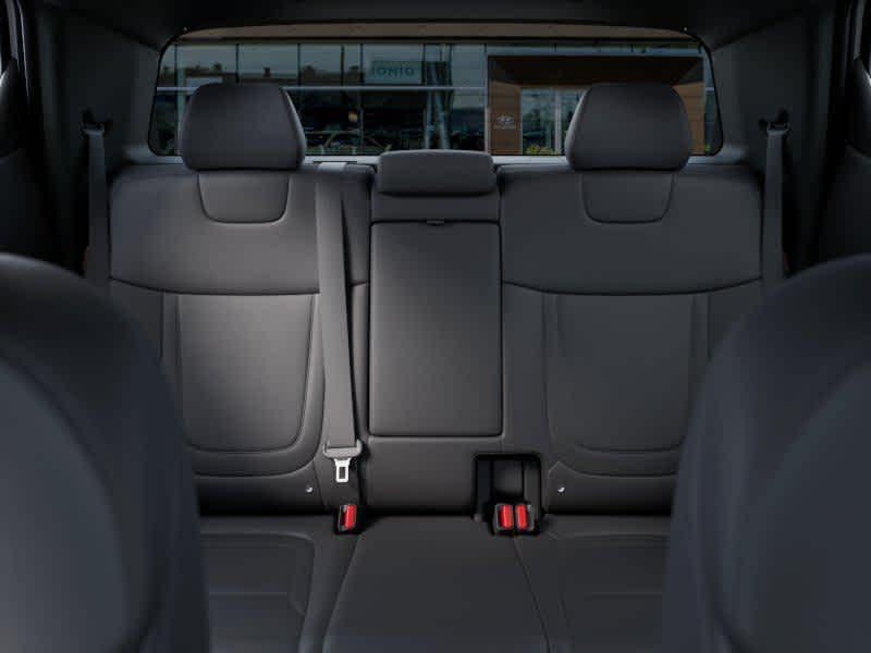 2025 Hyundai Santa Cruz SE photo 4