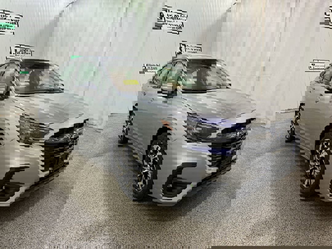 2025 Subaru Legacy Premium's photo