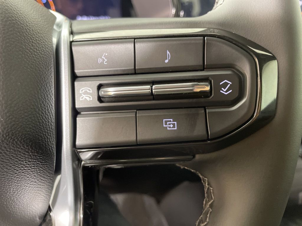 2026 Chevrolet Colorado LT photo 23