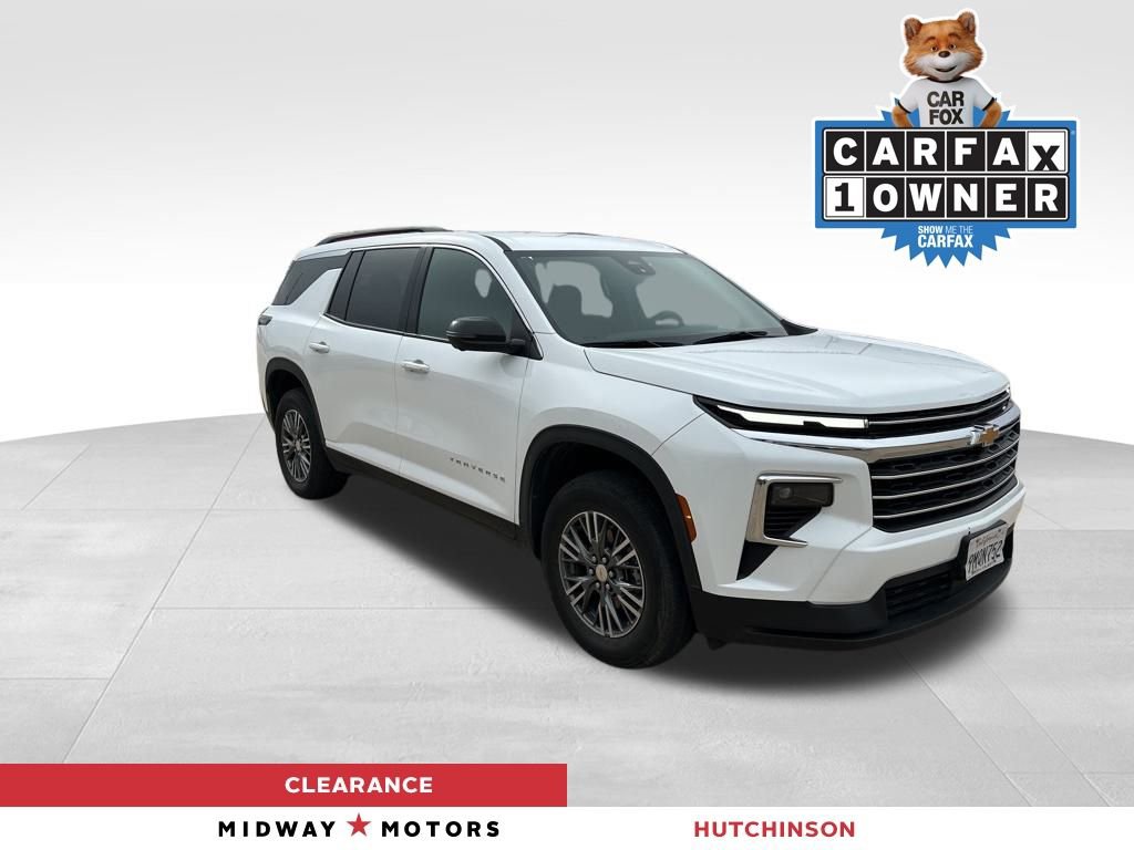 2024 Chevrolet Traverse 2LT's photo