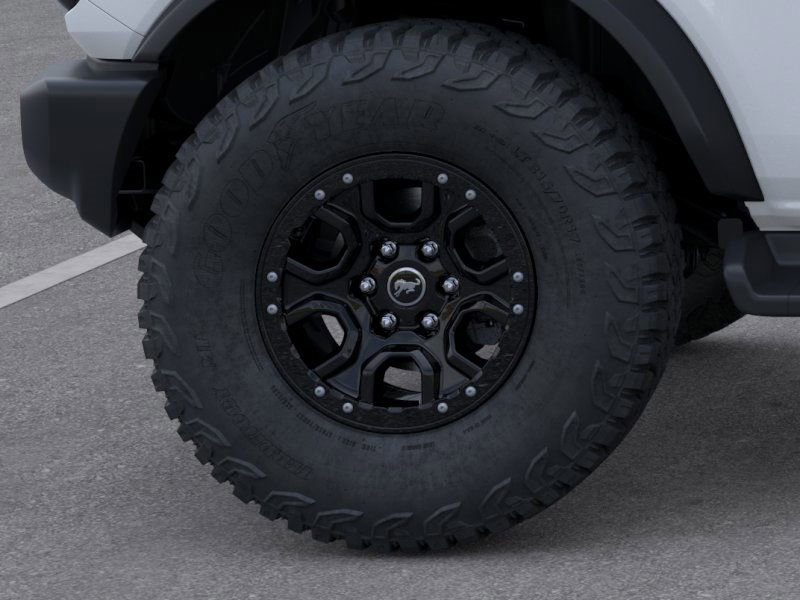 2025 Ford Bronco Outer Banks photo 19