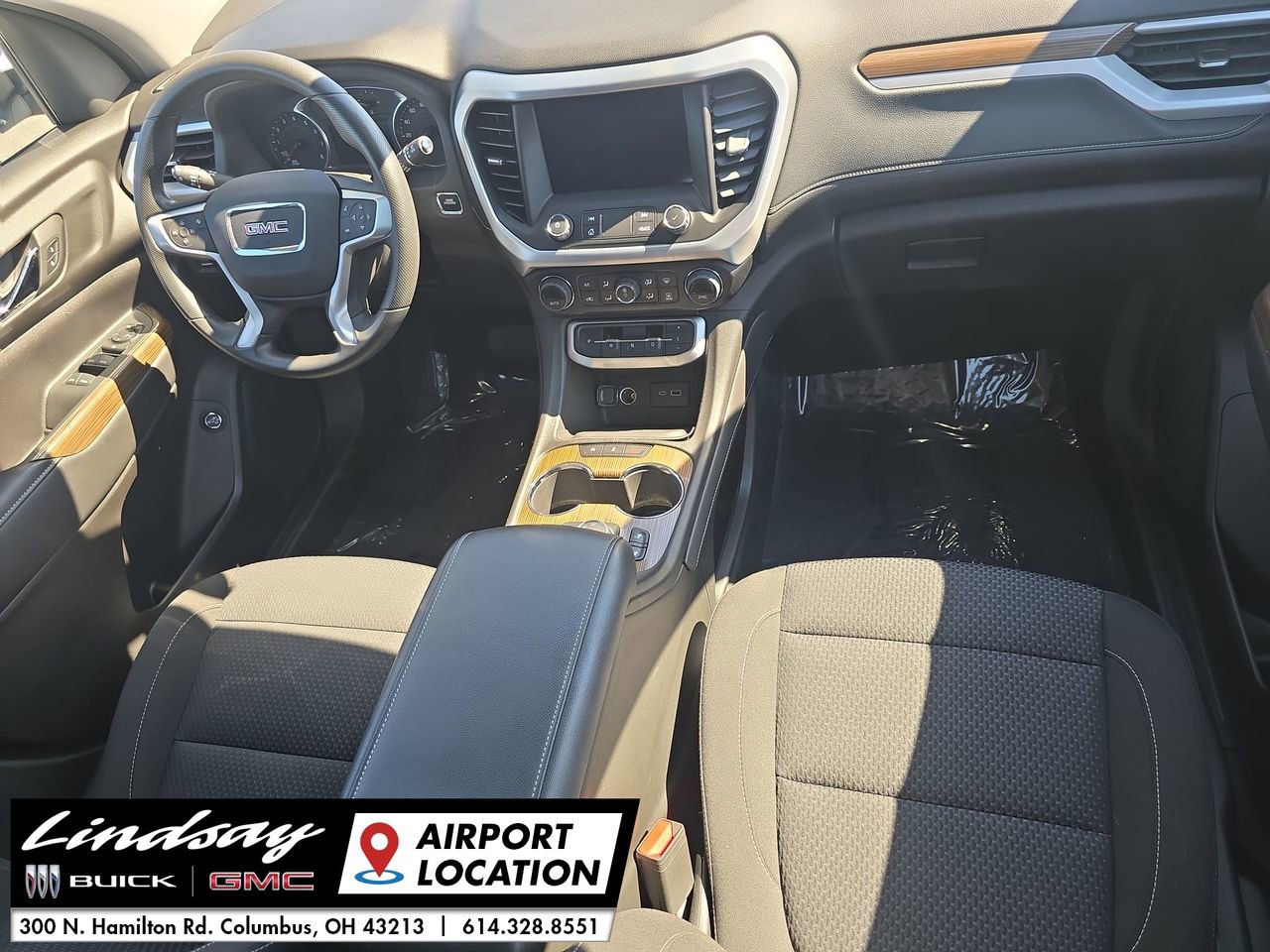 2023 Gmc Acadia SLE photo 26