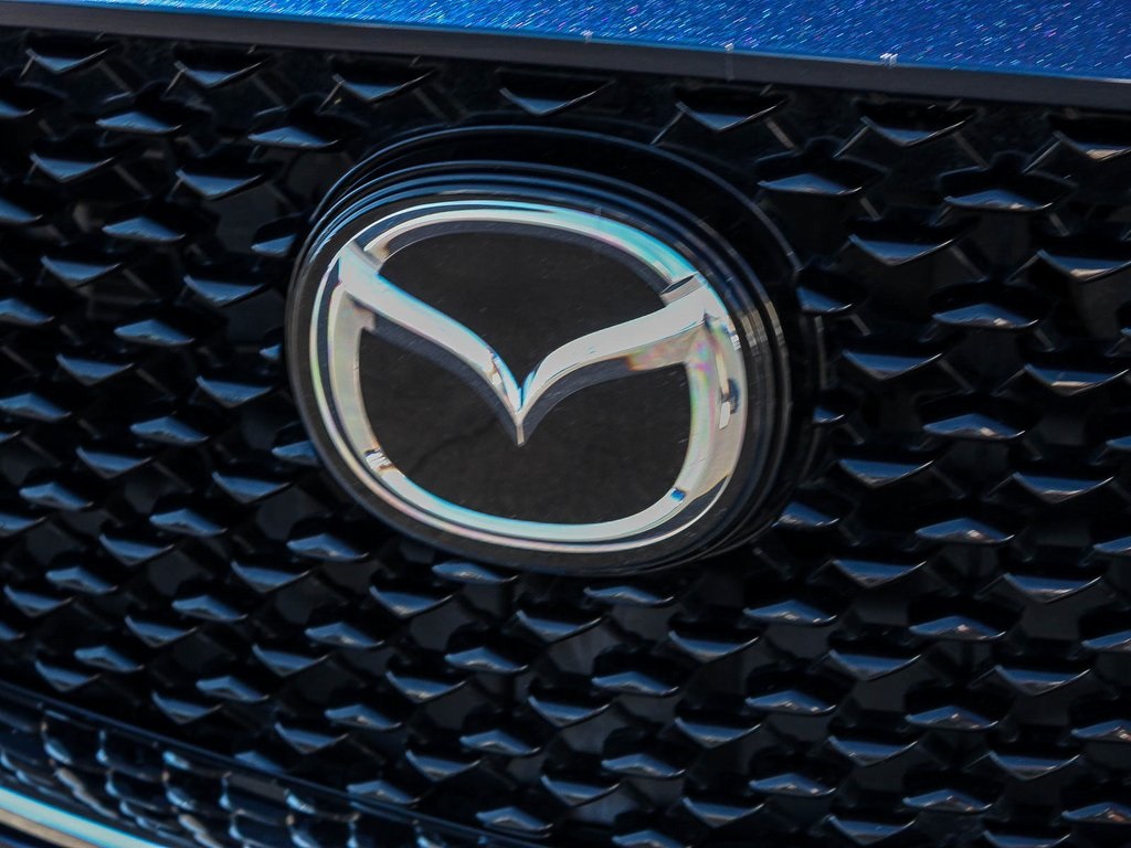 2020 Mazda CX-30 Premium photo 2