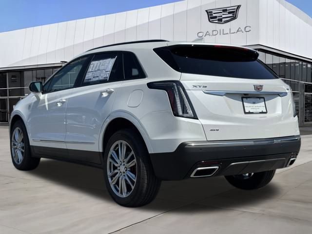 2025 Cadillac XT5 Sport photo 4