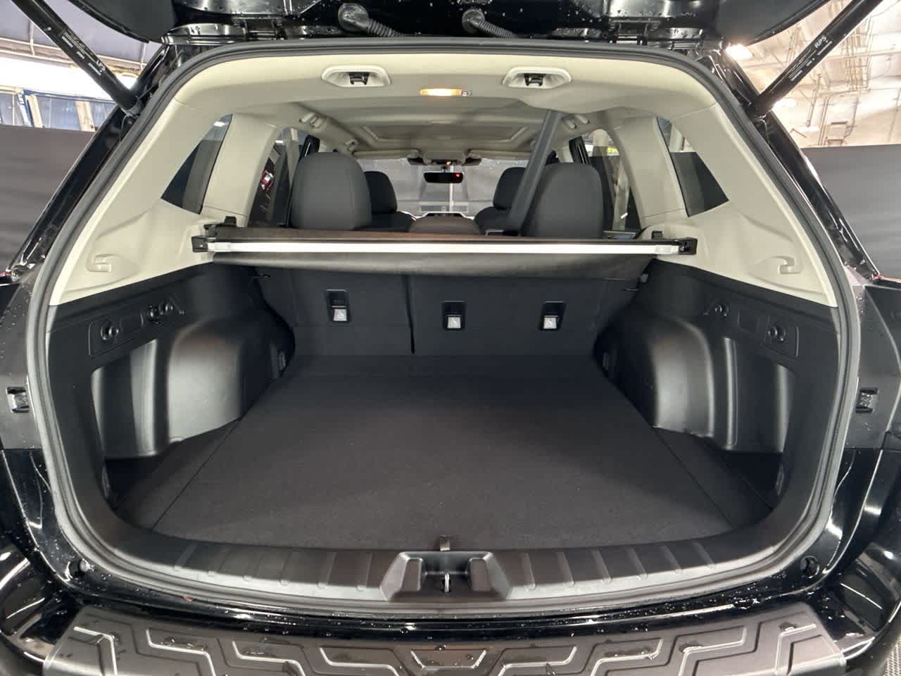 2024 Subaru Forester Premium photo 22
