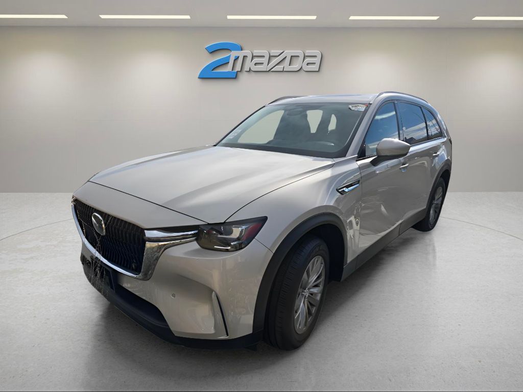 2025 Mazda CX-90 Preferred Package's photo
