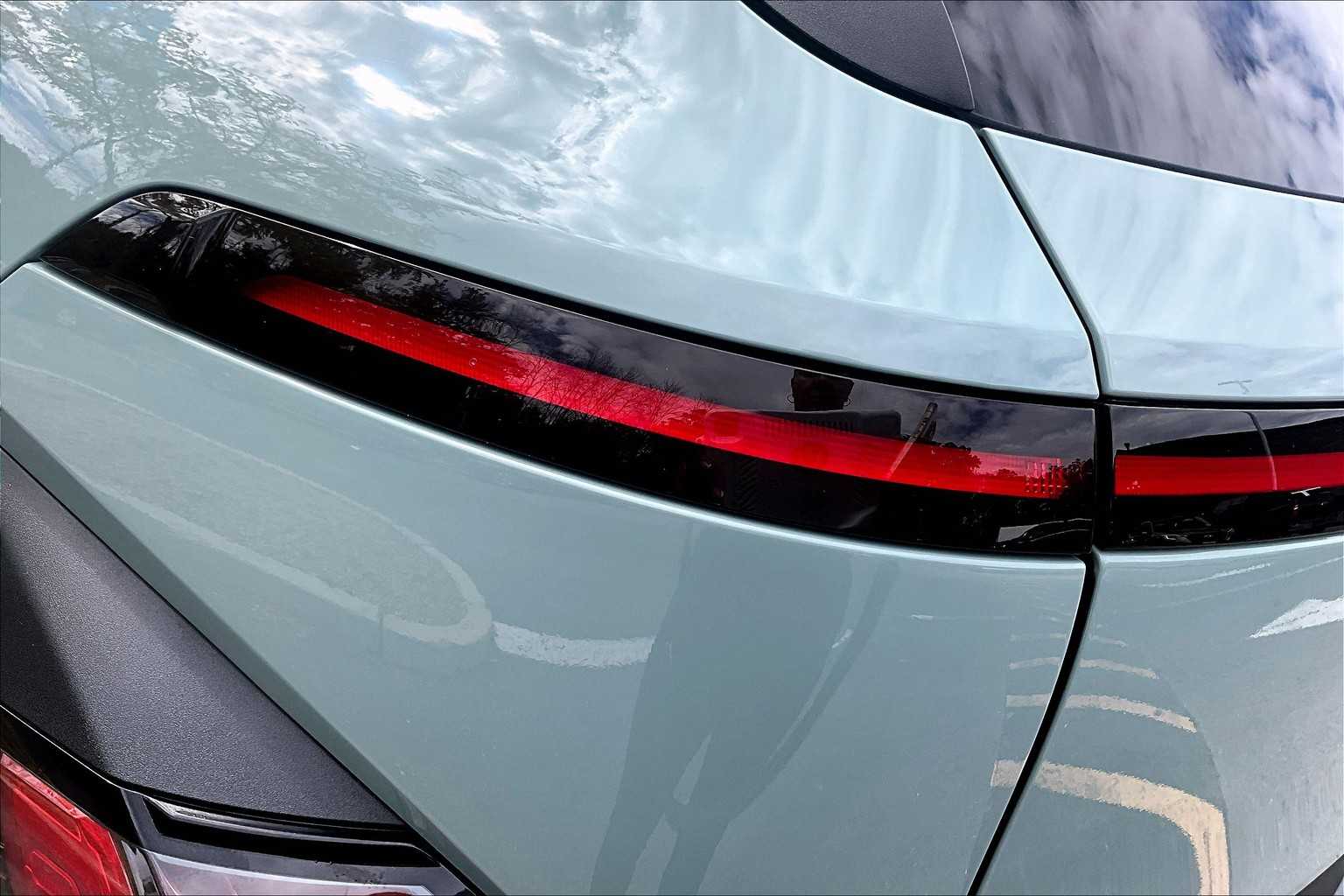 2025 Hyundai Kona SEL photo 26