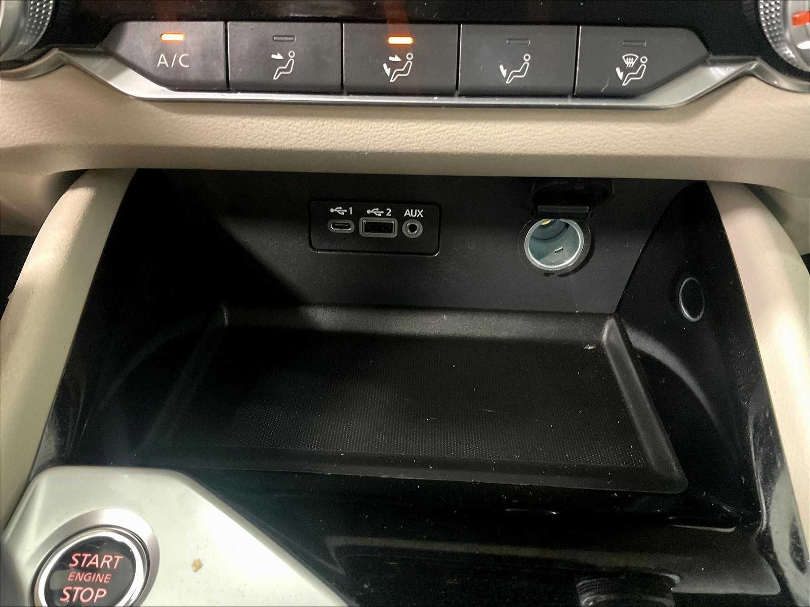 2021 Nissan Altima 2.5 SV photo 25