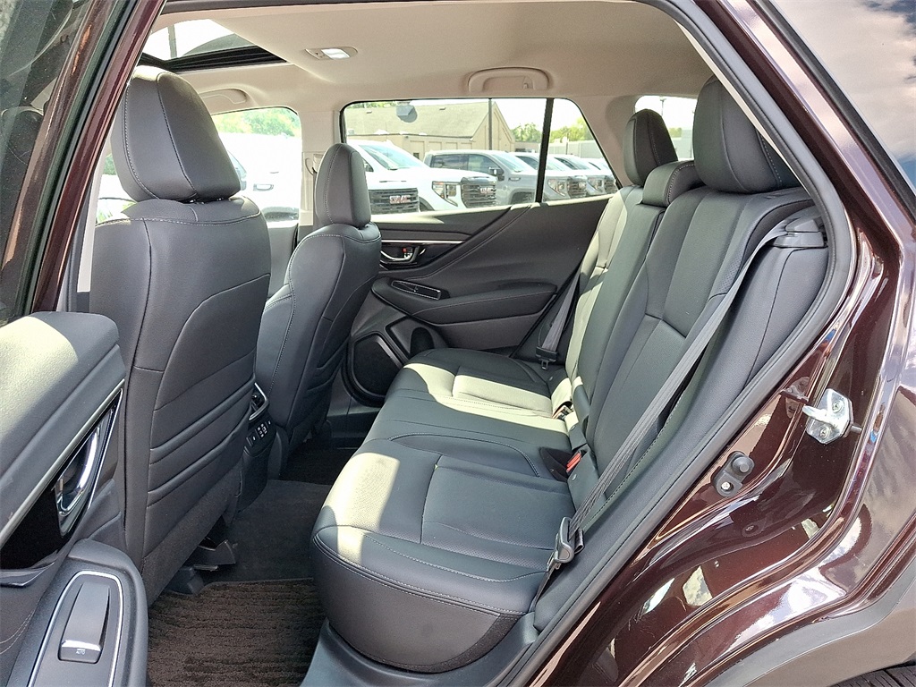 2023 Subaru Outback Limited photo 10