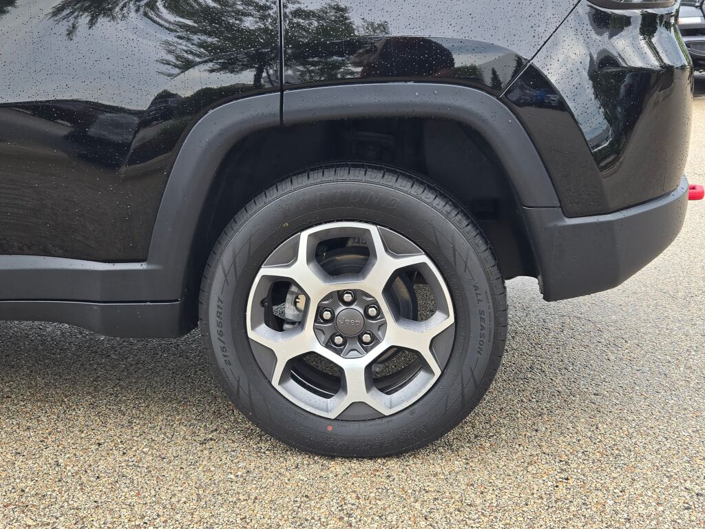 2022 Jeep Compass Trailhawk photo 13