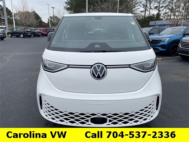 2025 Volkswagen ID. Buzz Pro S photo 2
