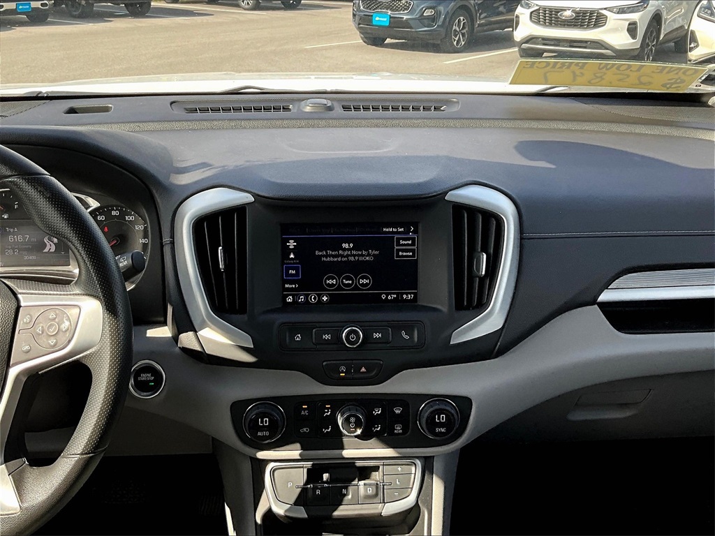 2023 Gmc Terrain SLE photo 17