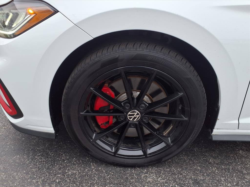 2025 Volkswagen Jetta GLI 2.0T Autobahn photo 4