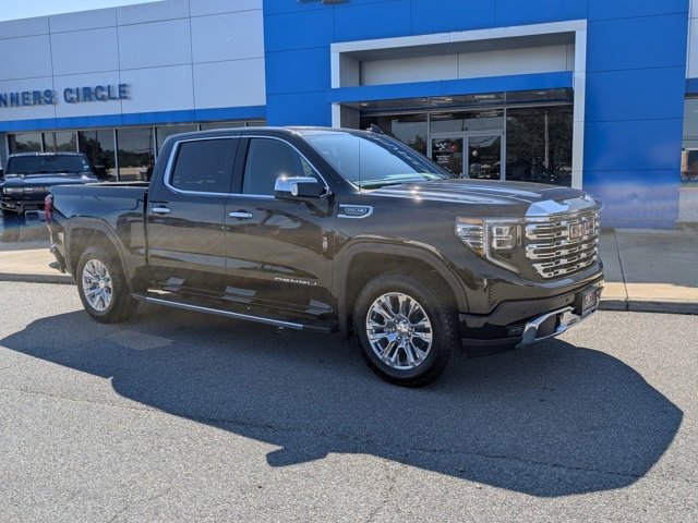 2026 GMC Sierra 1500 Denali's photo