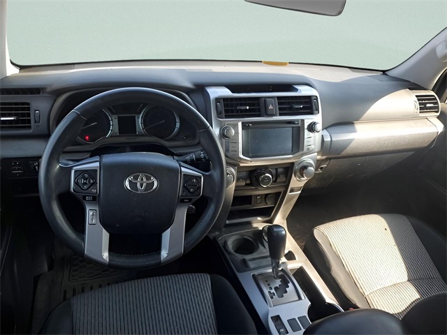 2018 Toyota 4Runner SR5 photo 3
