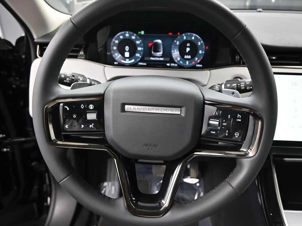 2024 Land Rover Range Rover Evoque S photo 16