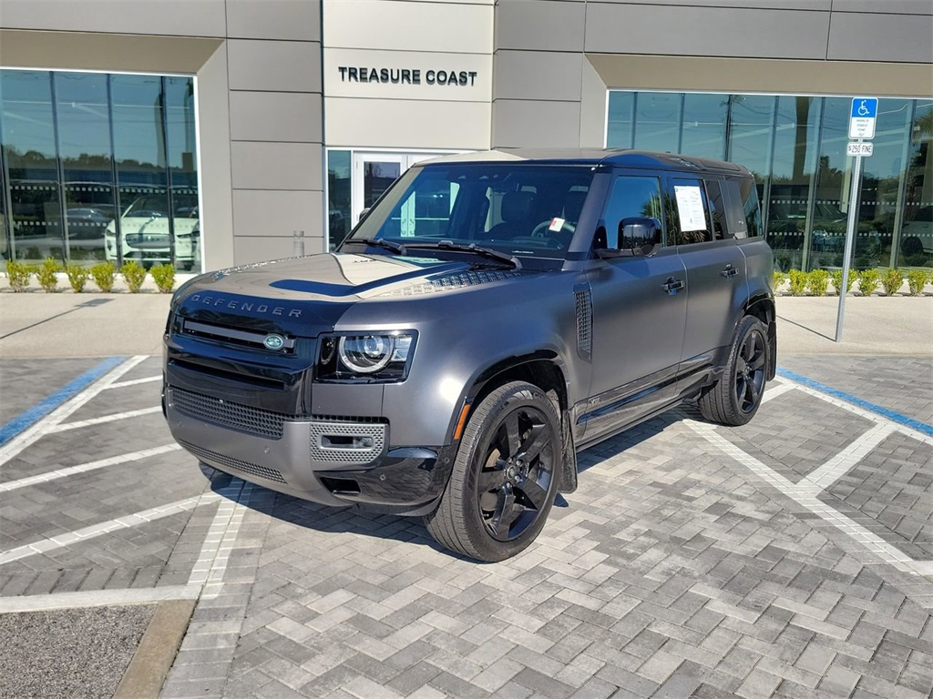 2023 Land Rover Defender Carpathian Edition's photo