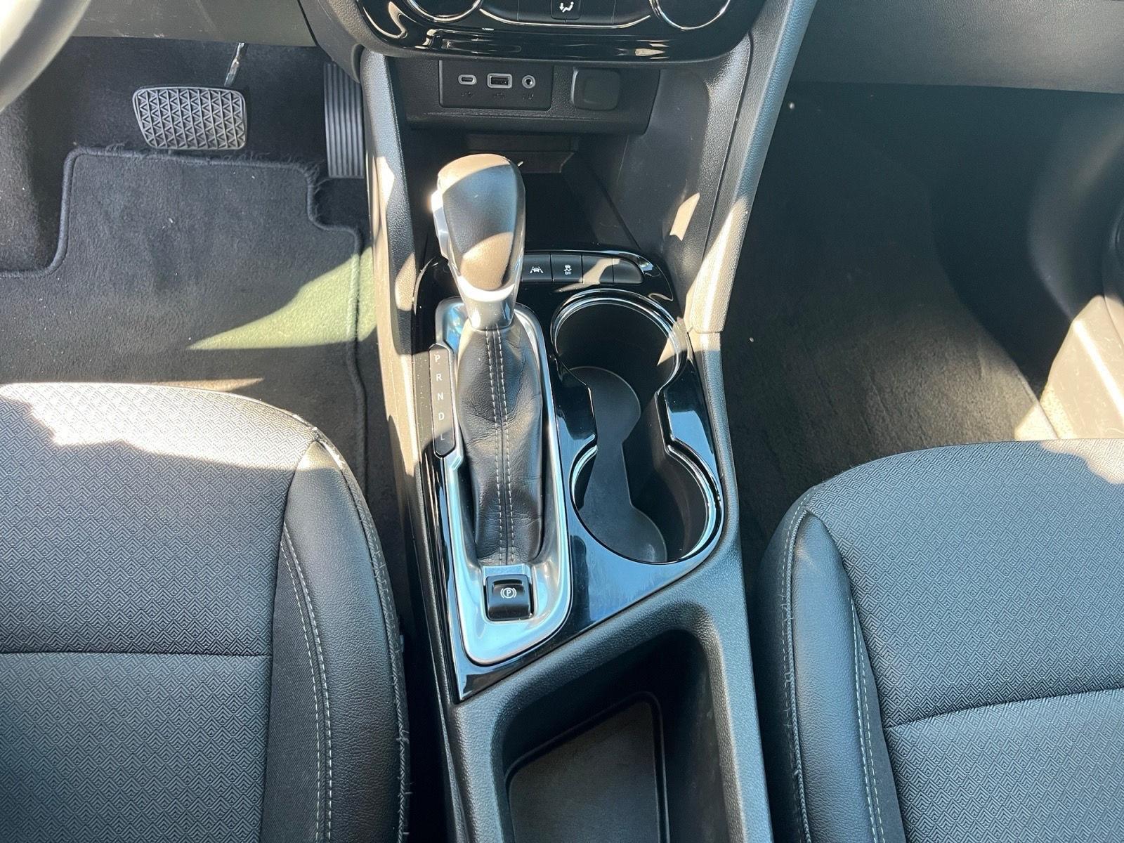 2022 Buick Encore GX Preferred photo 16