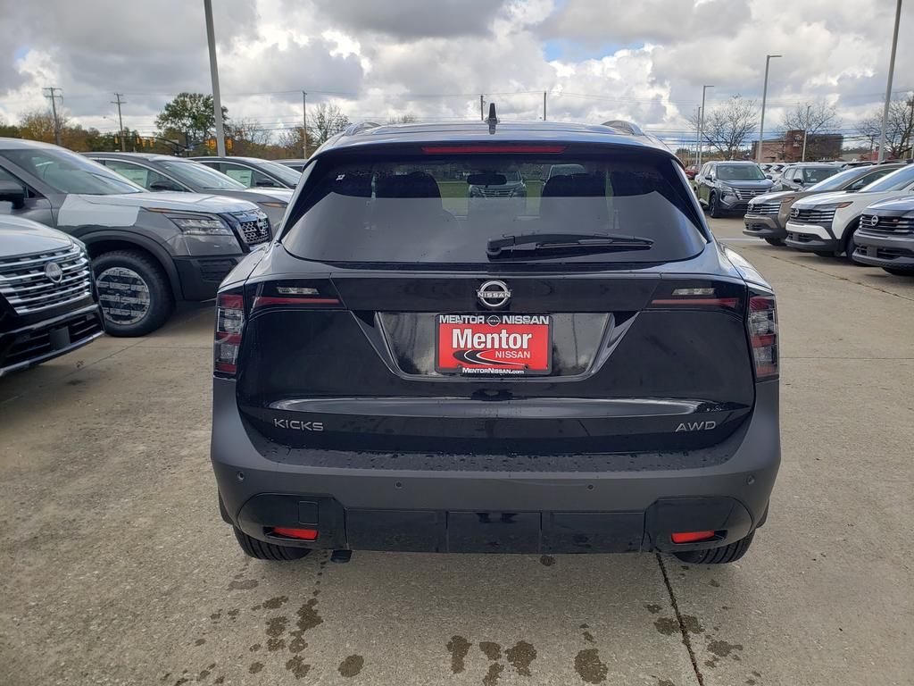 2026 Nissan Kicks SV photo 4