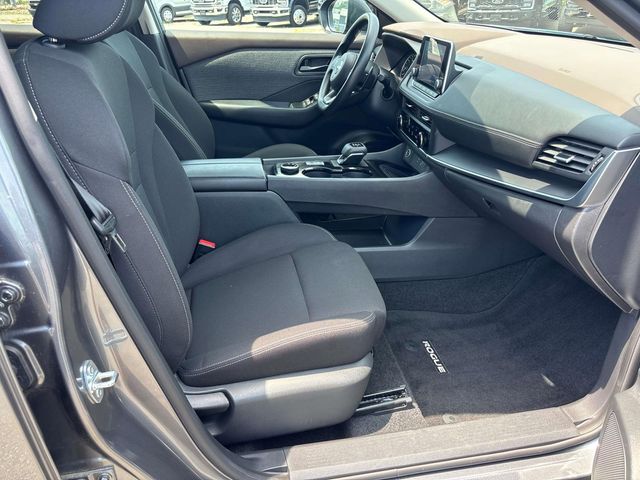 2023 Nissan Rogue S photo 13