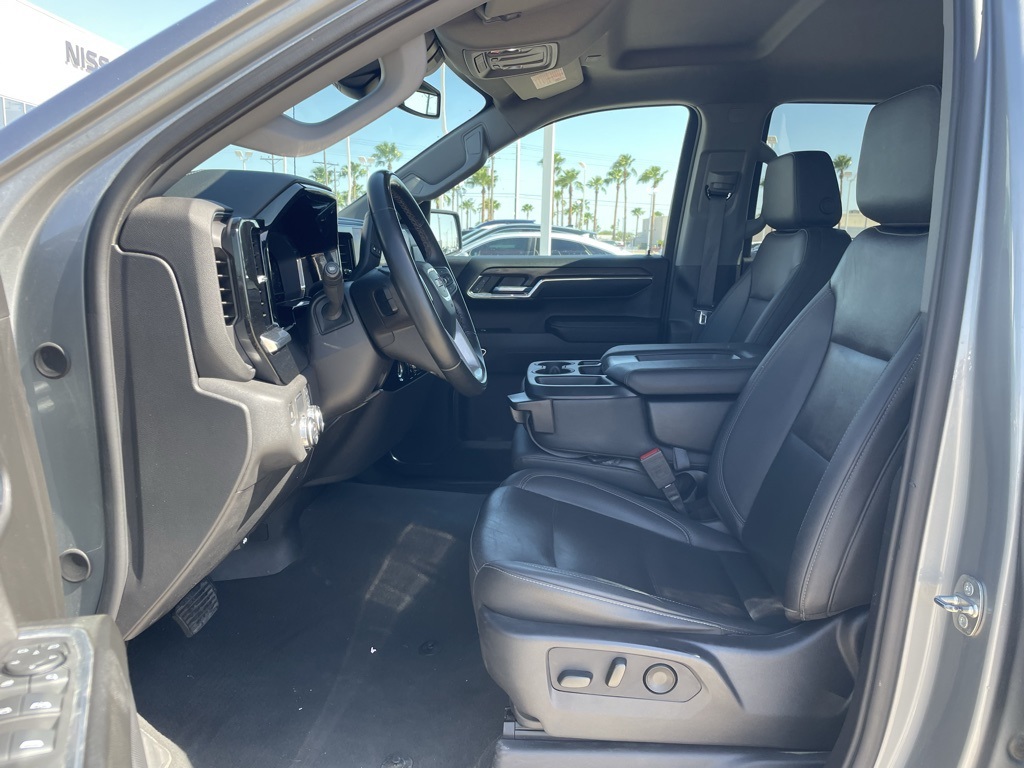 2024 Gmc Sierra 1500 SLT photo 12