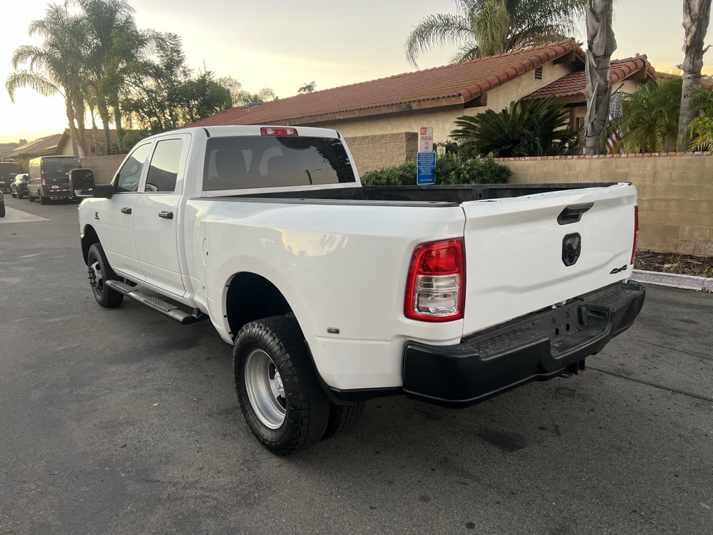 2023 Ram 3500 Tradesman photo 4