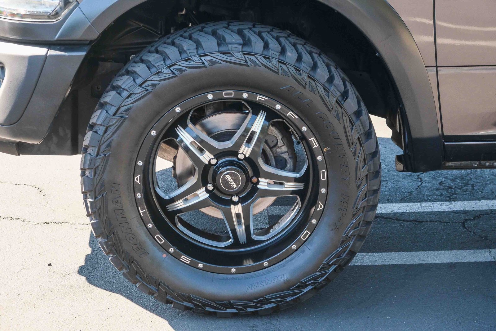 2019 Ram 1500 Classic Warlock photo 6