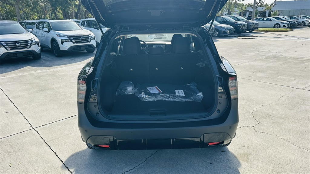 2026 Nissan Kicks SV photo 24