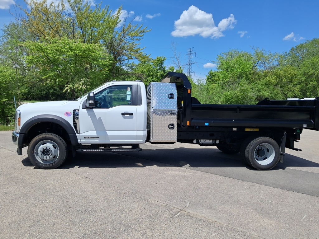 2024 Ford F-450 XL photo 3