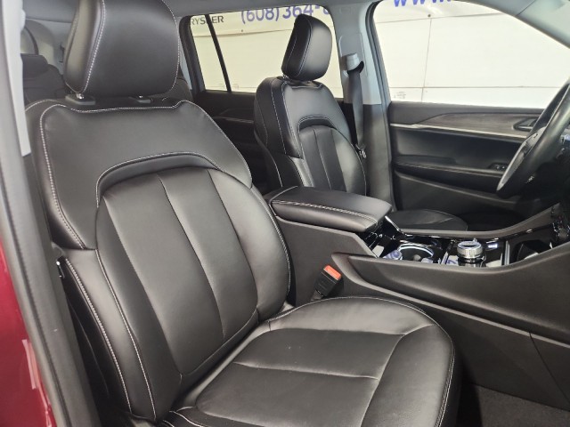 2021 Jeep Grand Cherokee Limited photo 9