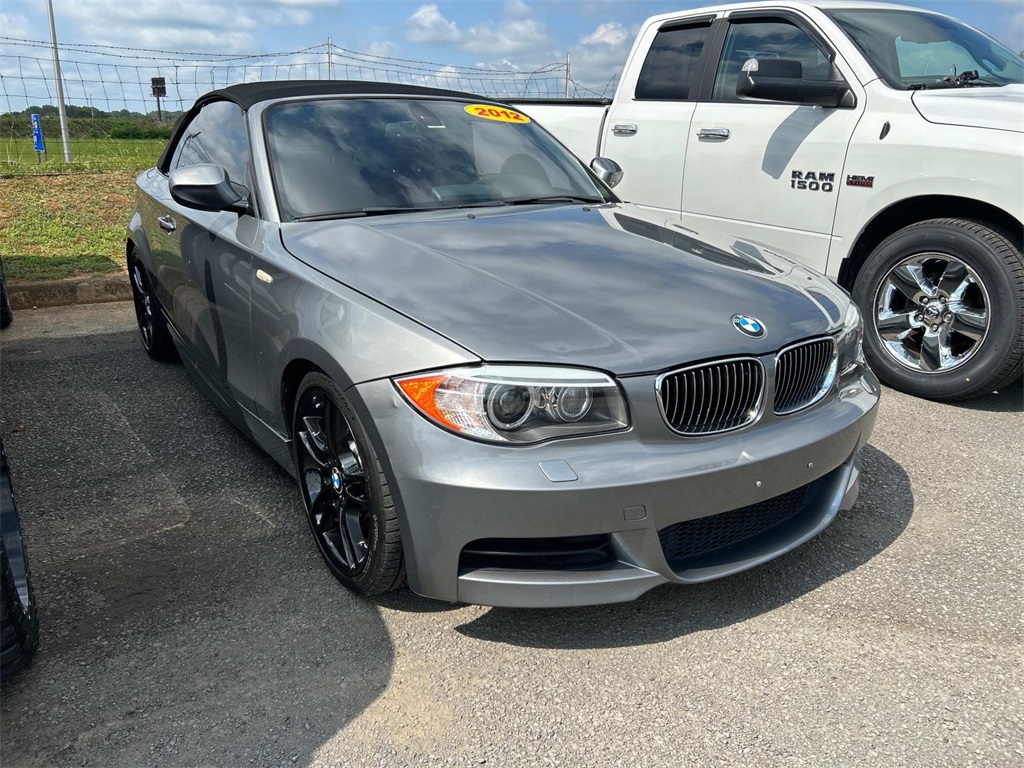 Used 2012 BMW 1 Series 135i with VIN WBAUN7C5XCVM26611 for sale in Cookeville, TN
